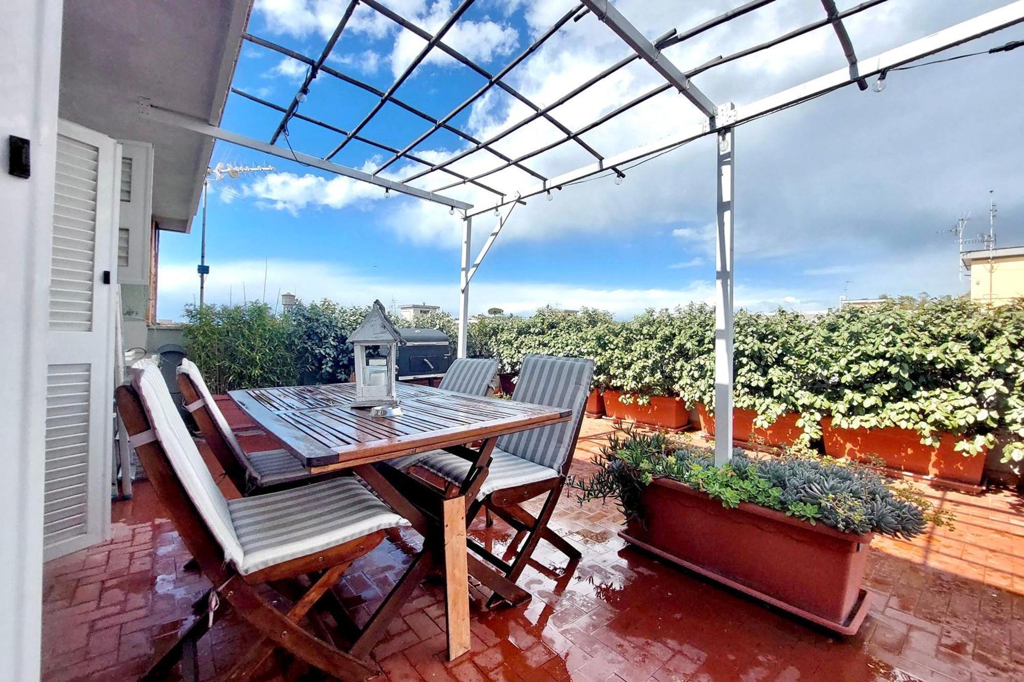 Appartement The Attic à Civitavecchia Extérieur photo